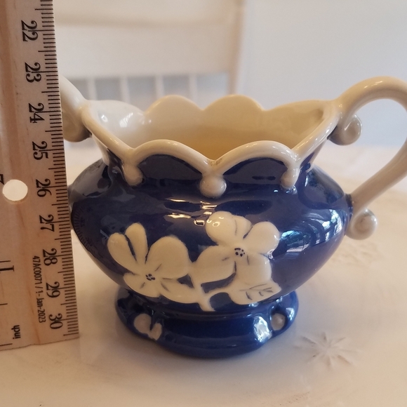 Set of 2 Beautiful Glazed  Ceramic Creamer Sugar Set Blue Floral - Picture 14 of 16